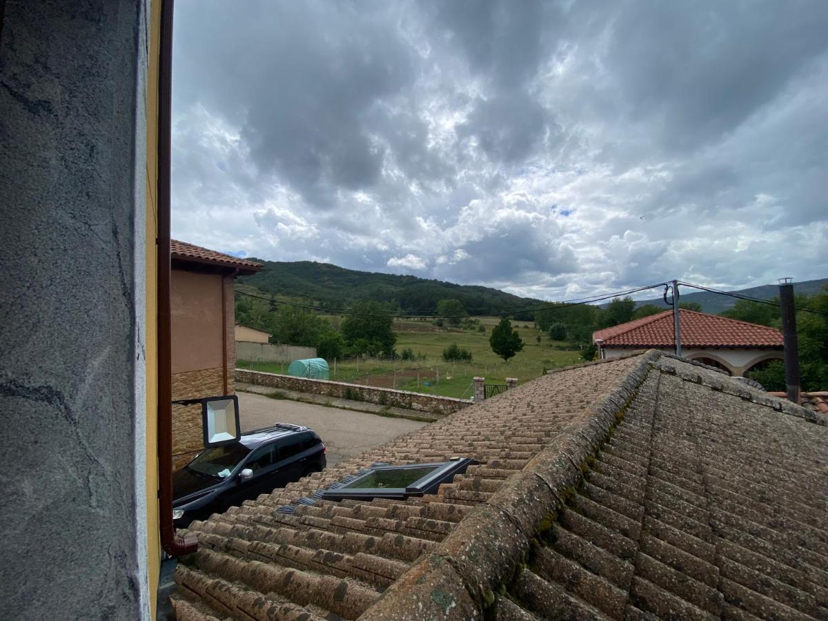 Hotel Rural Monasterio De Ara Mada Santa Colomba de las Arrimadas Esterno foto